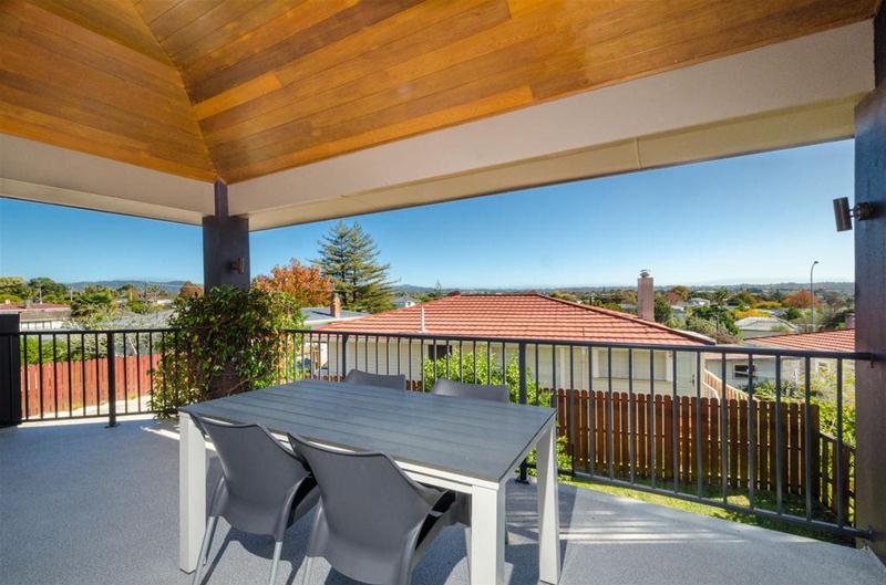 77A Mcleod Road, Te Atatu South, Auckland - Carousel 2