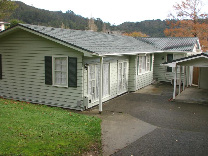 14 Zeala Grove, Stokes Valley, Lower Hutt - Carousel 13