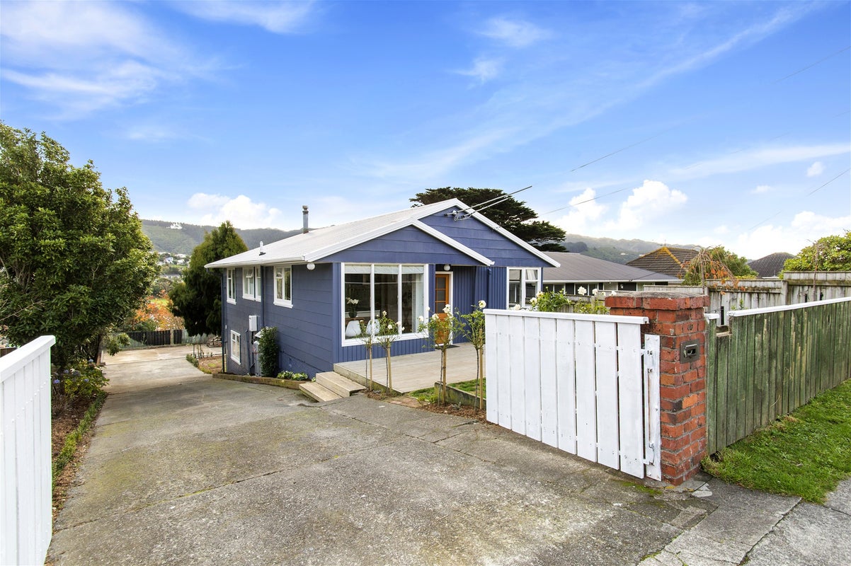 40 Taylor Terrace, Tawa, Wellington - Carousel 20