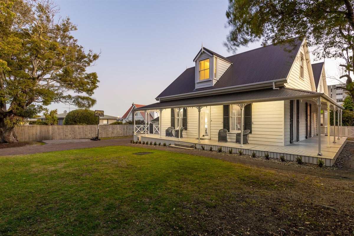 196/194 Hurstmere Road, Takapuna, Auckland - Carousel 20