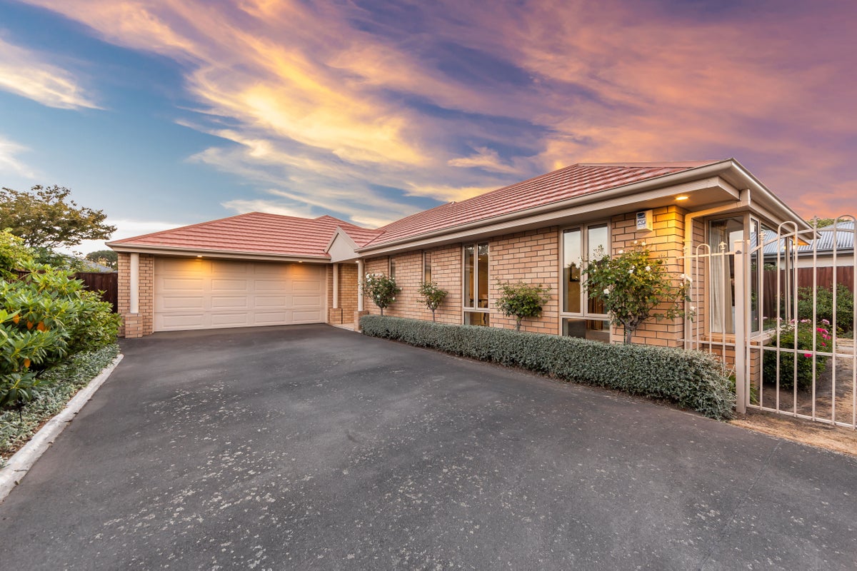 50 Becmead Drive, Harewood, Christchurch - Carousel 1