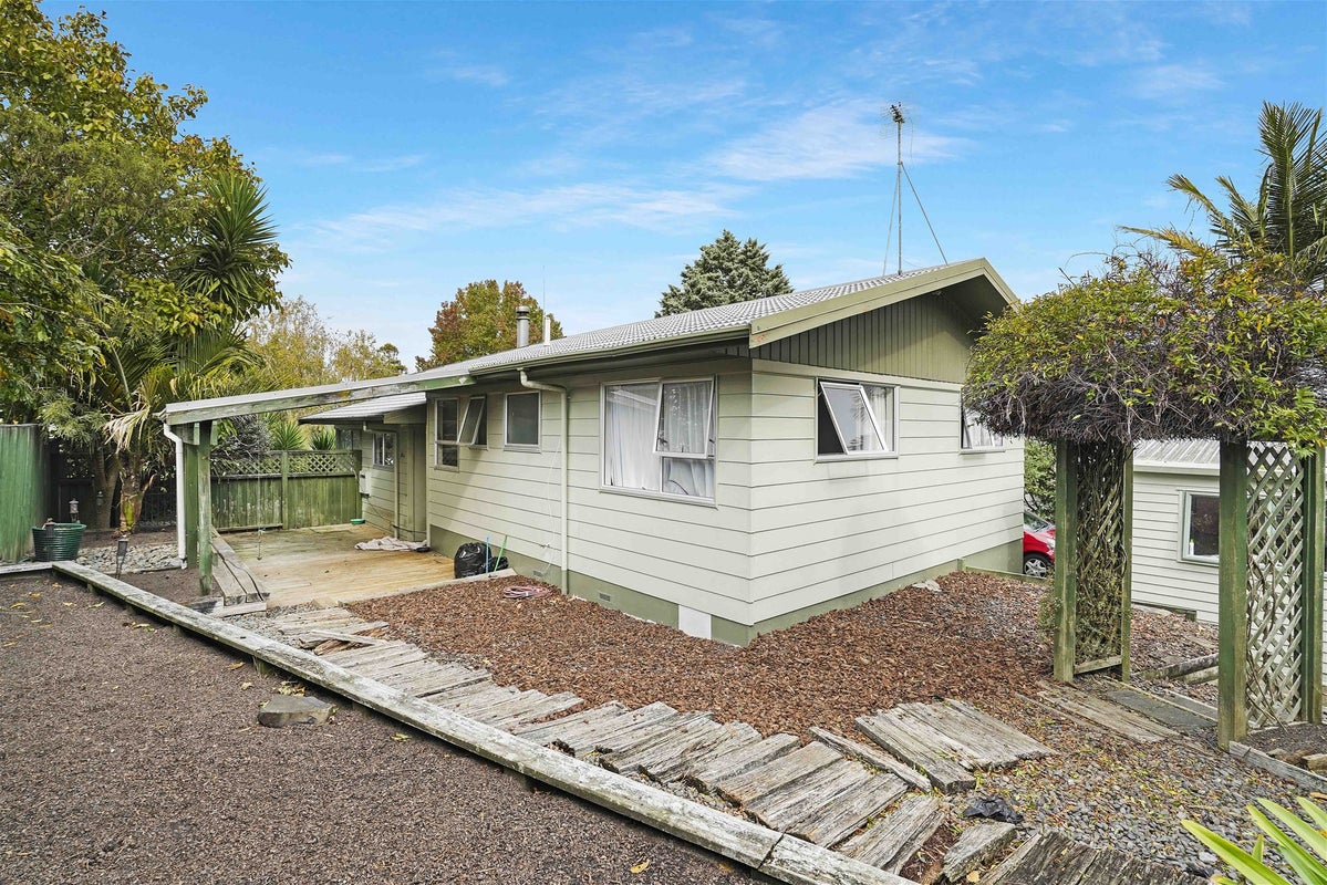 5 Wattle Place, Chartwell, Hamilton - Carousel 2