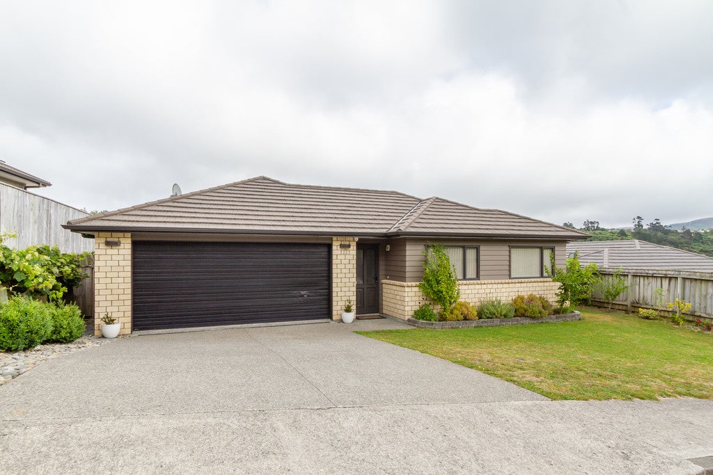 22 Speldhurst Grove, Stokes Valley, Lower Hutt - Carousel 17