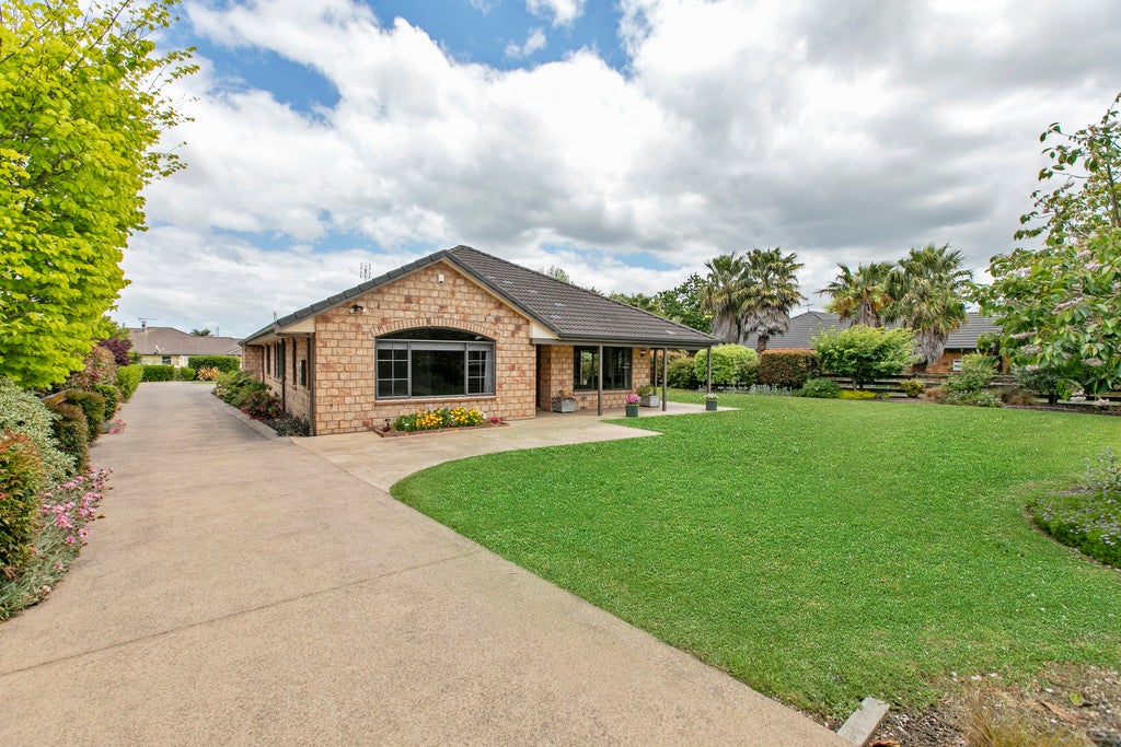 31 MONUMENT ROAD, Clevedon, Auckland - Carousel 2