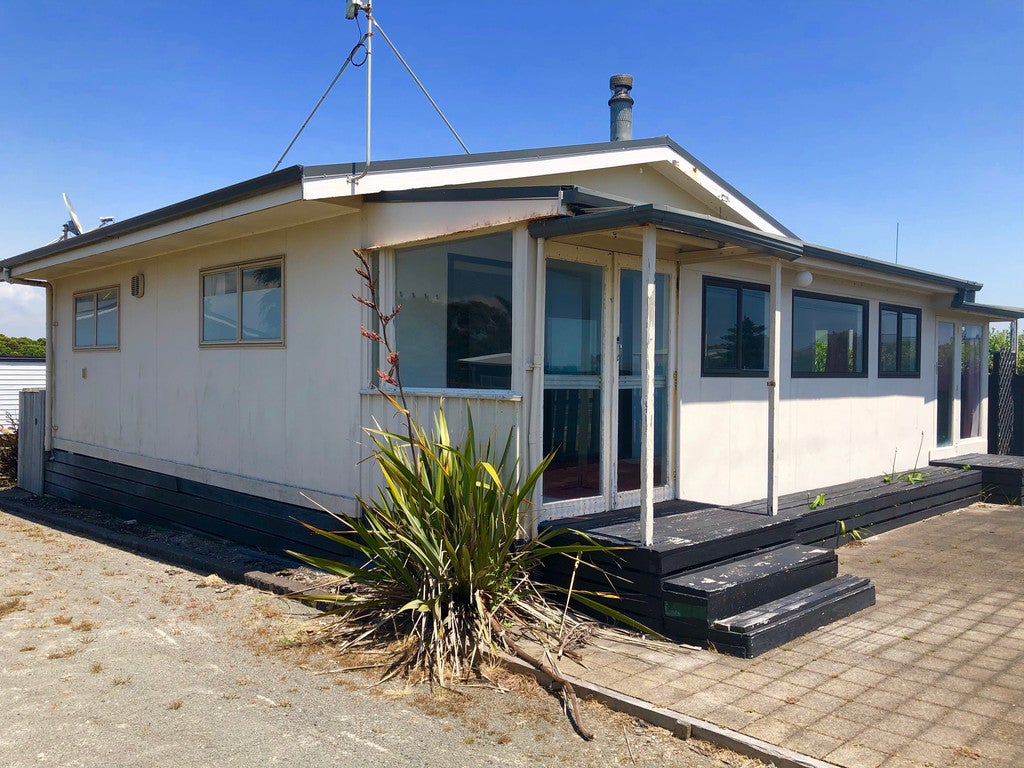 298 Pukehina Parade, Pukehina, Te Puke - Carousel 1