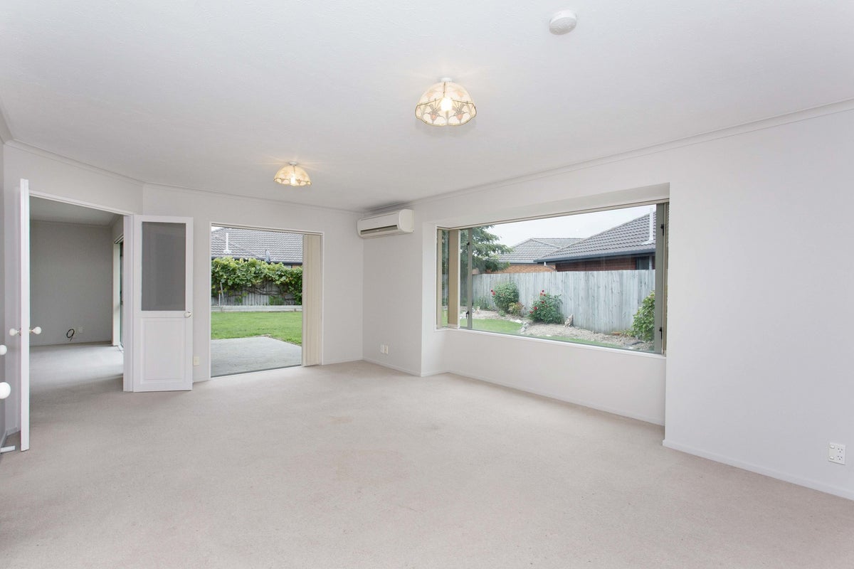 18 Cataluna Place, Hei Hei, Christchurch - Carousel 2