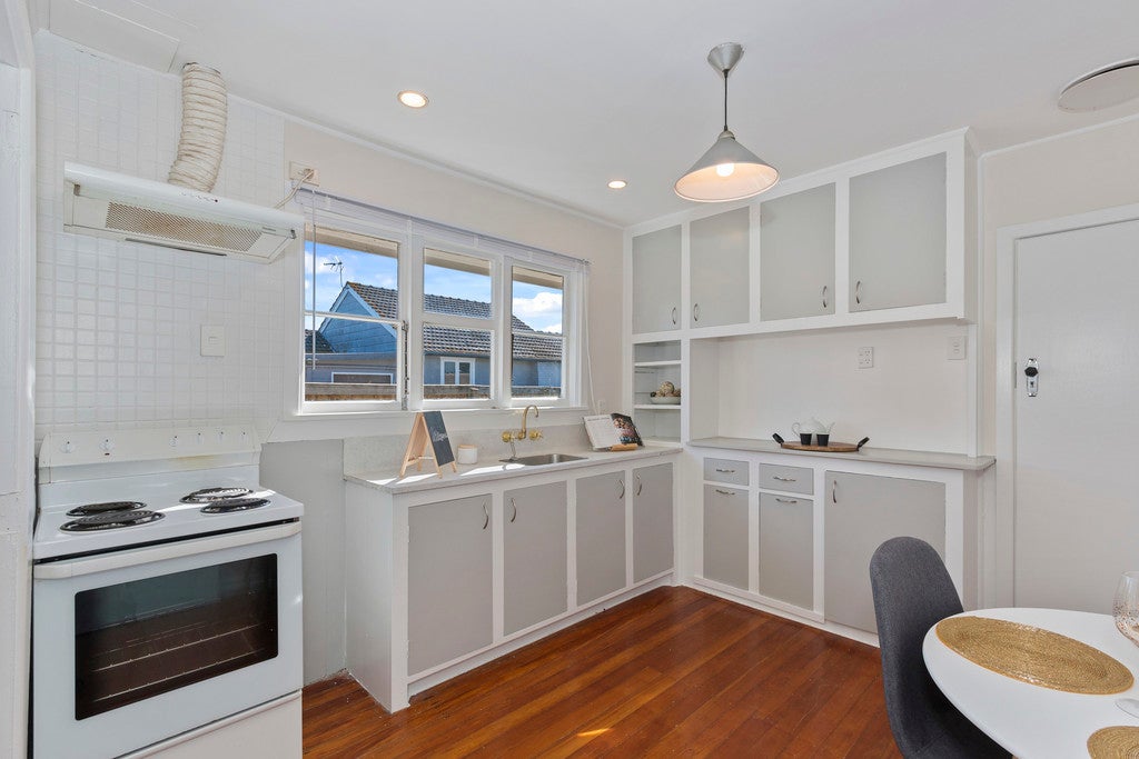 35 Falcon Street, New Brighton, Christchurch - Carousel 2