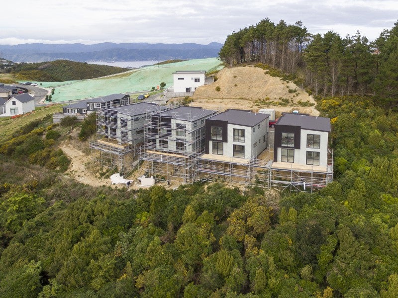 9 Spitfire Place, Newlands, Wellington - Carousel 1