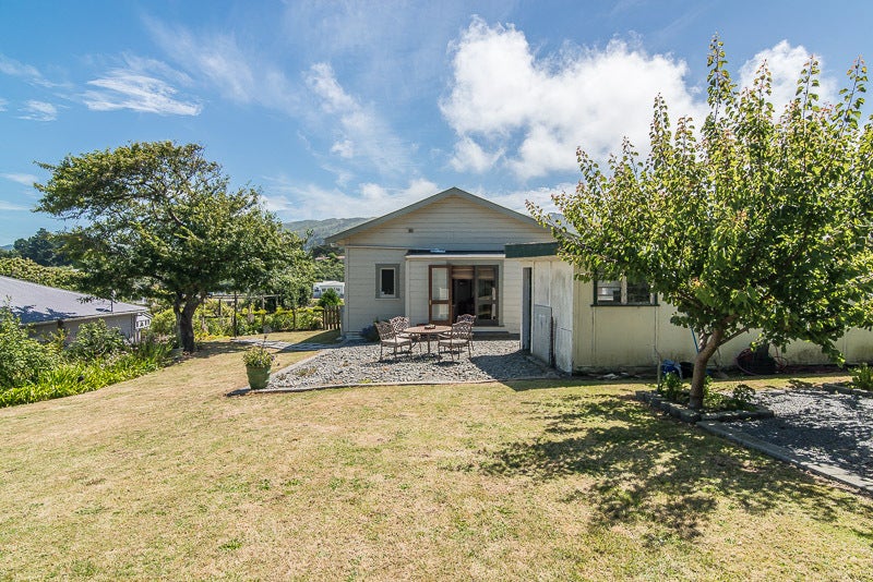 23 Huanui Street, Ranui, Porirua - Carousel 1