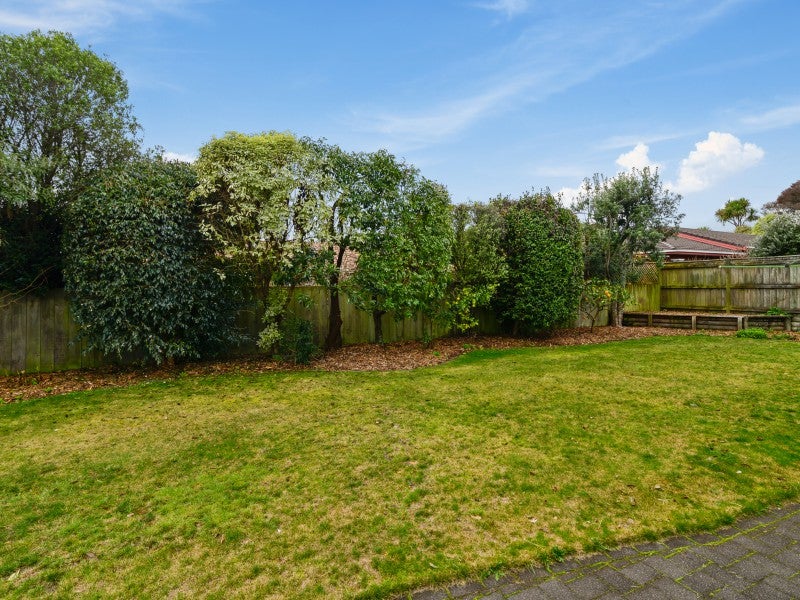 8 Thelma Place, Lynmore, Rotorua - Carousel 17