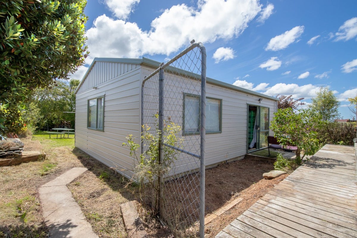 36 Lock Street, Saint Clair, Dunedin - Carousel 2