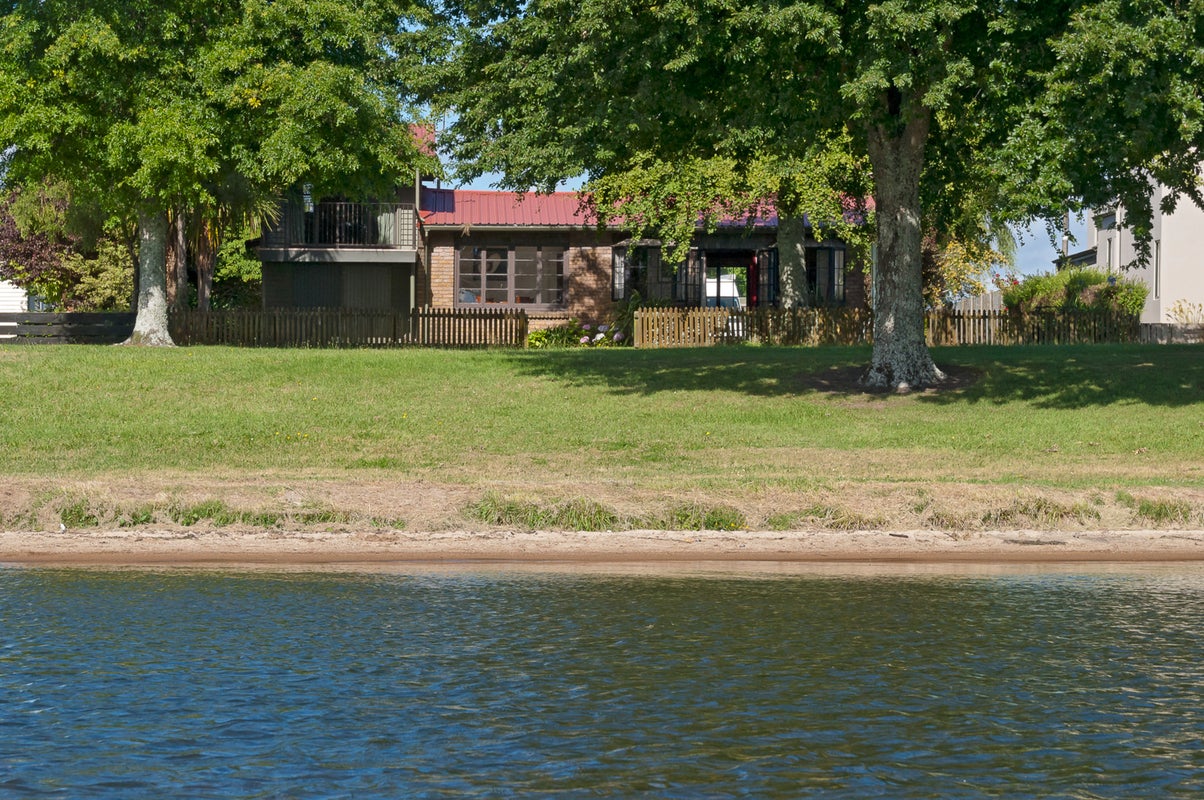 25 Tamaki Street, Ngongotaha, Rotorua - Carousel 2