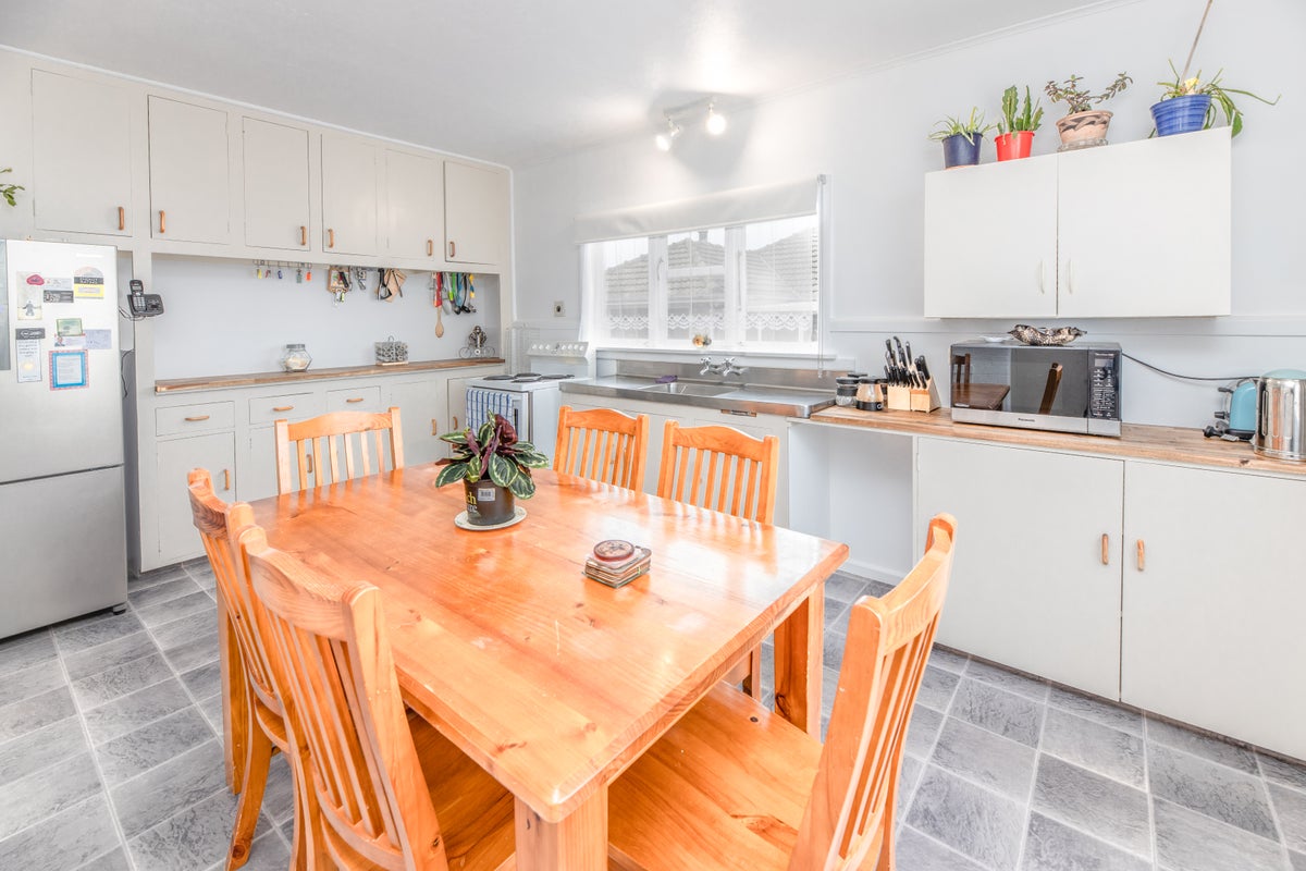 39 Rowan Avenue, Aranui, Christchurch - Carousel 2