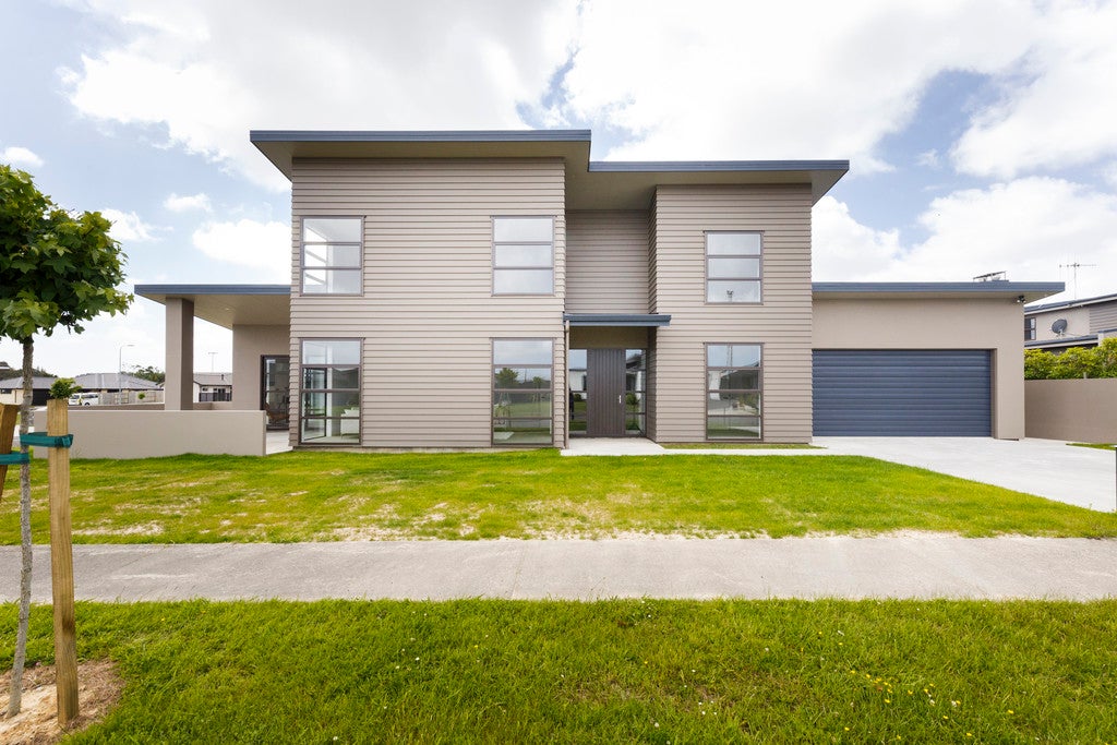 38 Balrickard WAY, Milson, Palmerston North - Carousel 2
