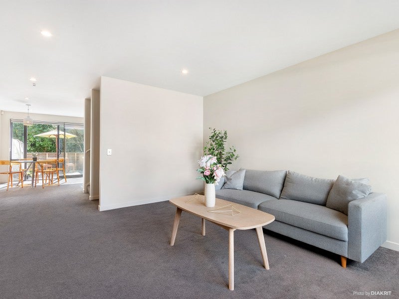 20/8 Thatcher Crescent, Crofton Downs, Wellington - Carousel 1