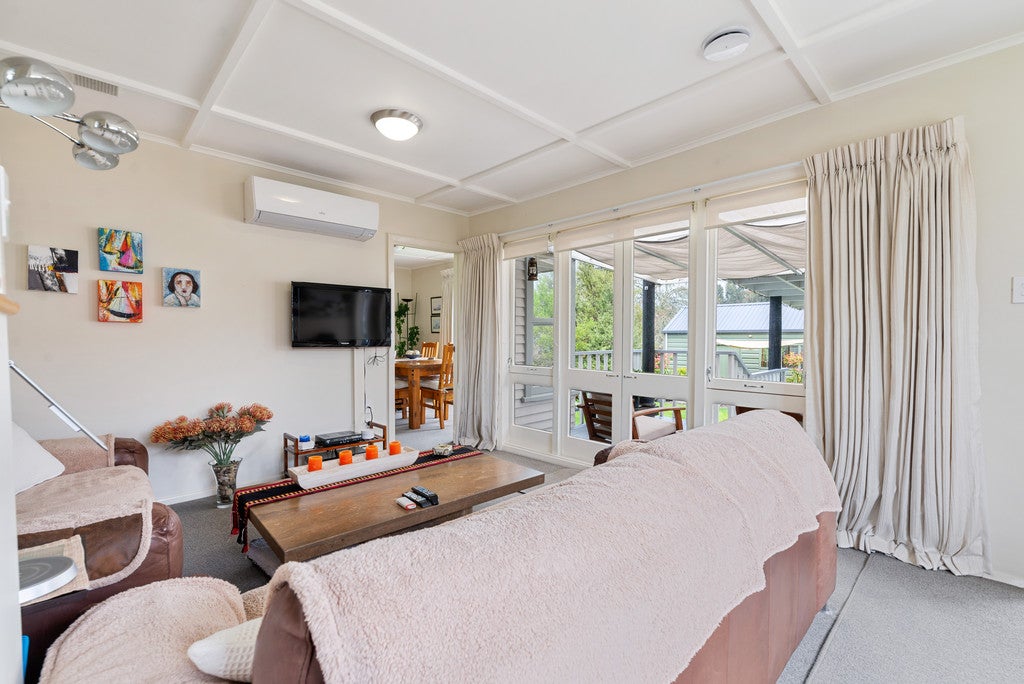 44 Meadowbank Crescent, Fordlands, Rotorua - Carousel 2