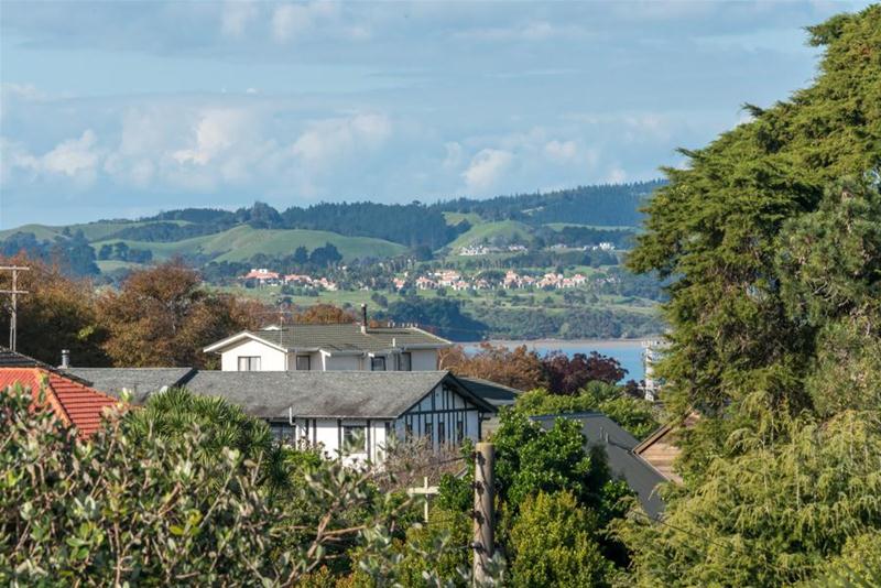 15 Cockle Bay Road, Cockle Bay, Auckland - Carousel 20