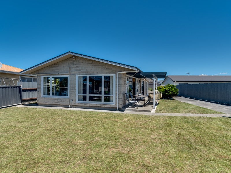 14 Clark Avenue, Pirimai, Napier - Carousel 1