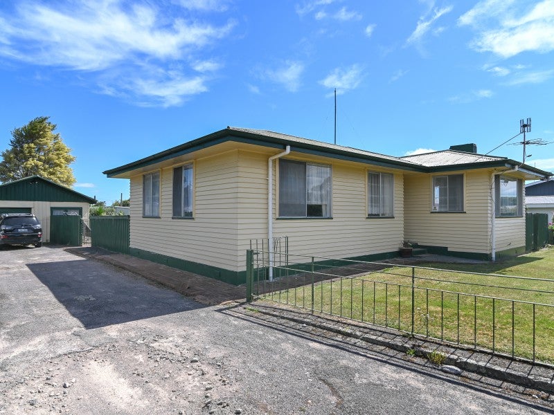24 Cochrane Street, Fairy Springs, Rotorua - Carousel 13