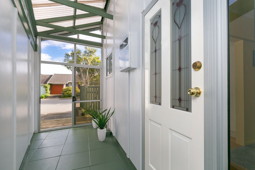 42 Wingfield Place, Churton Park, Wellington - Carousel 17