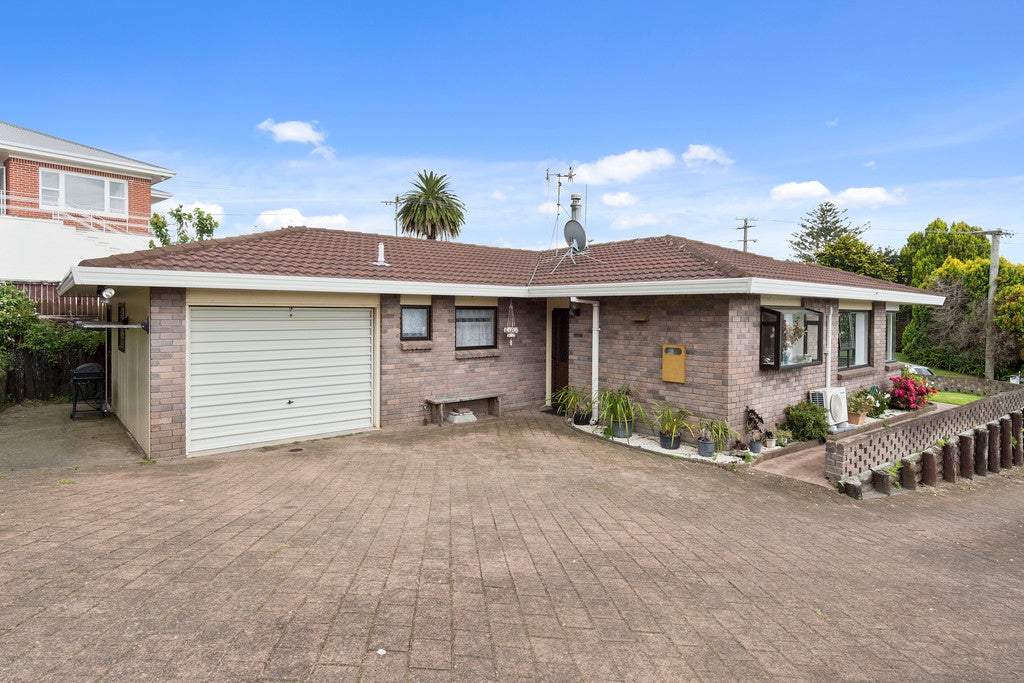 58A Esk Street, Parkvale, Tauranga - Carousel 2