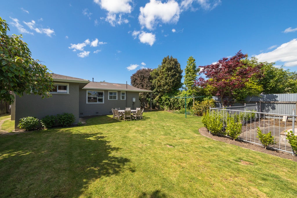 11 Dorset Crescent, Hokowhitu, Palmerston North - Carousel 2