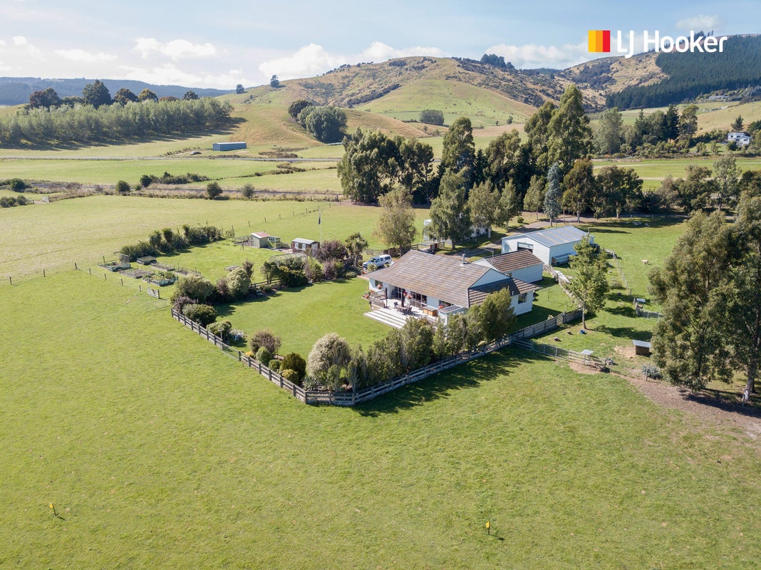 24 Surrey Bay Road, Waihola - Carousel 1