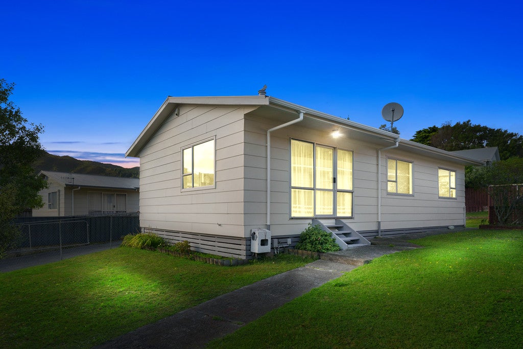 31 Stockdale Street, Wainuiomata, Lower Hutt - Carousel 1