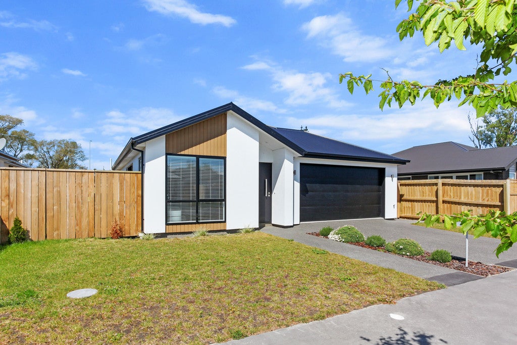 4 Romney Drive, Belfast, Christchurch - Carousel 1