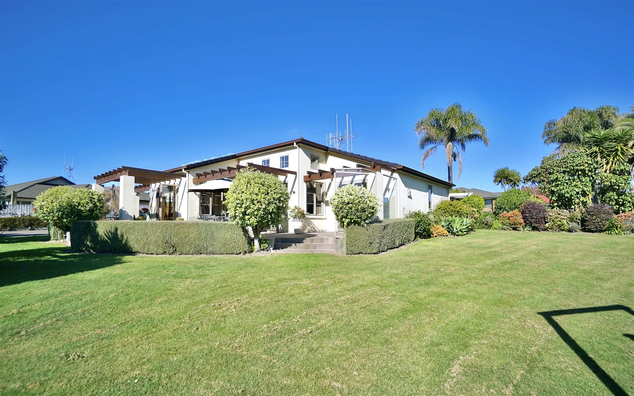 46 Norm Freeman Drive, Te Puke, Te Puke - Carousel 1