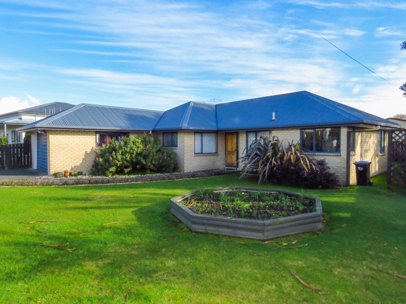 48A Derby Street, Westport, Westport - Carousel 1
