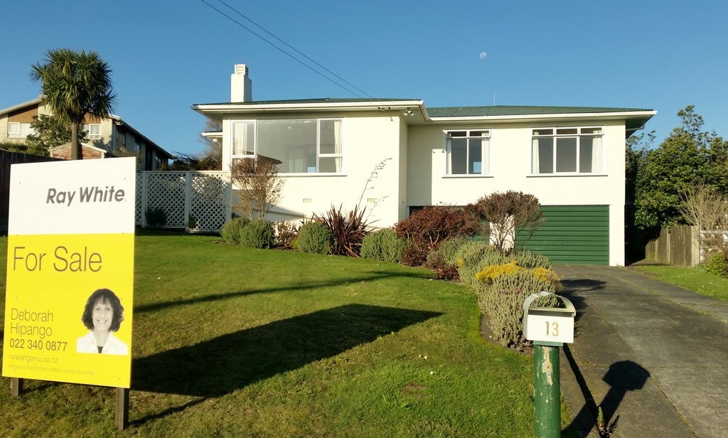 13 Windsor Terrace, Durie Hill, Whanganui - Carousel 15