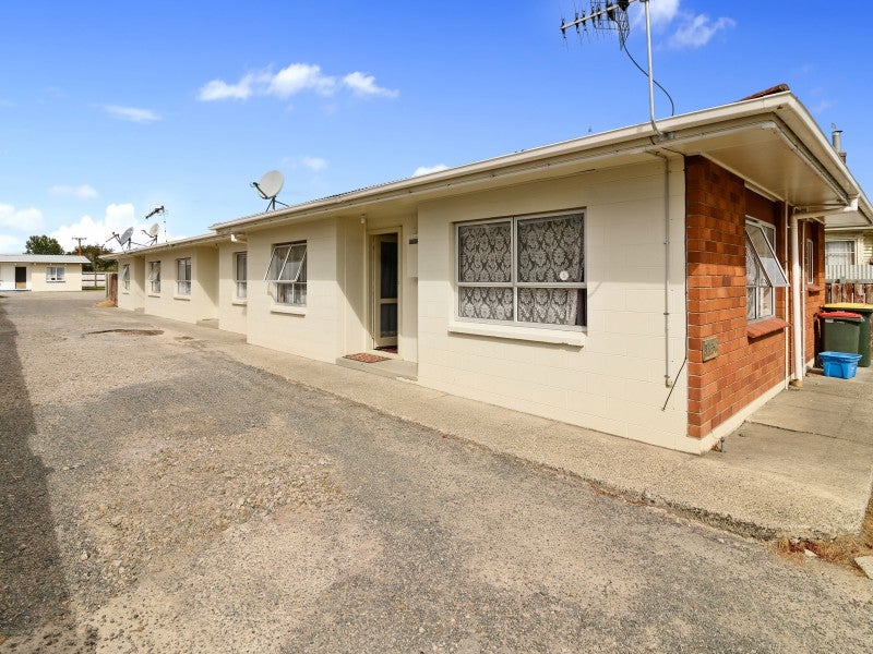 1/220 Old Taupo Road, Hillcrest, Rotorua - Carousel 1