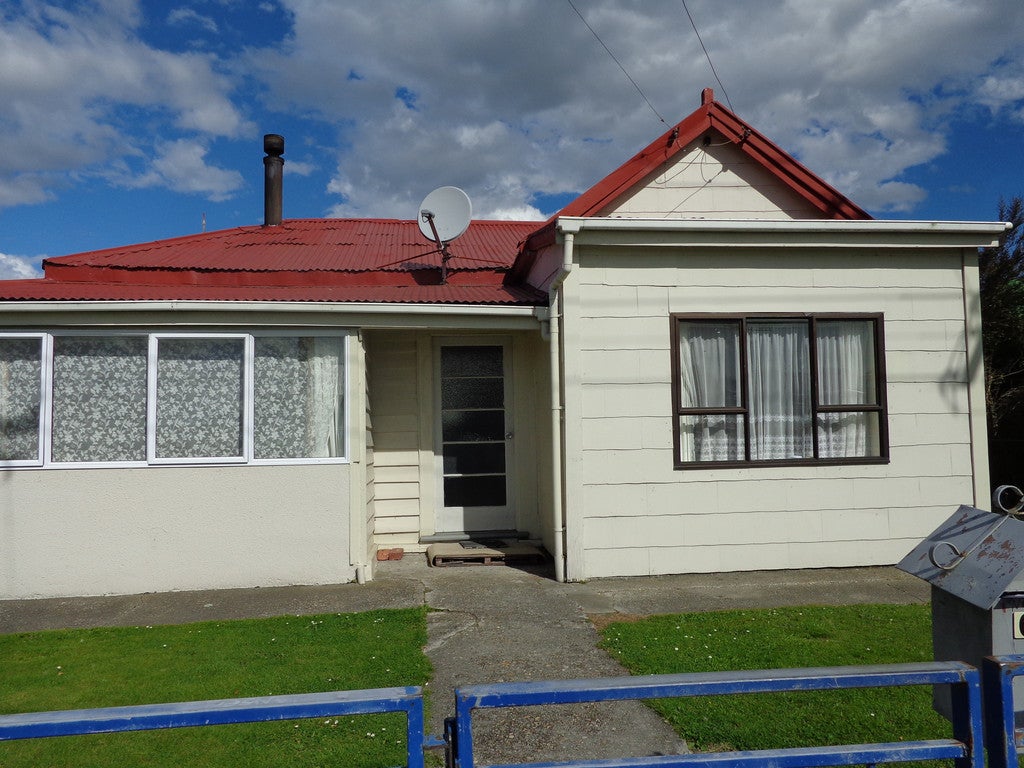 62 James Street, Balclutha, Balclutha - Carousel 1
