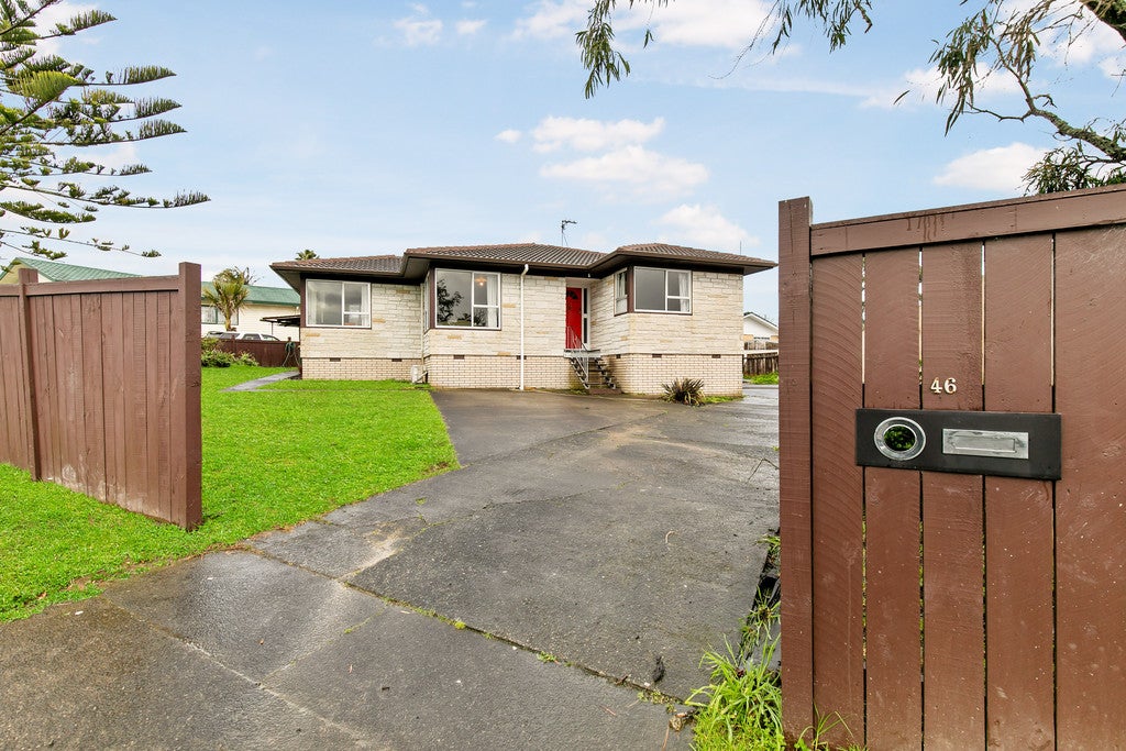 46 Diorella Drive, Clover Park, Auckland - Carousel 1