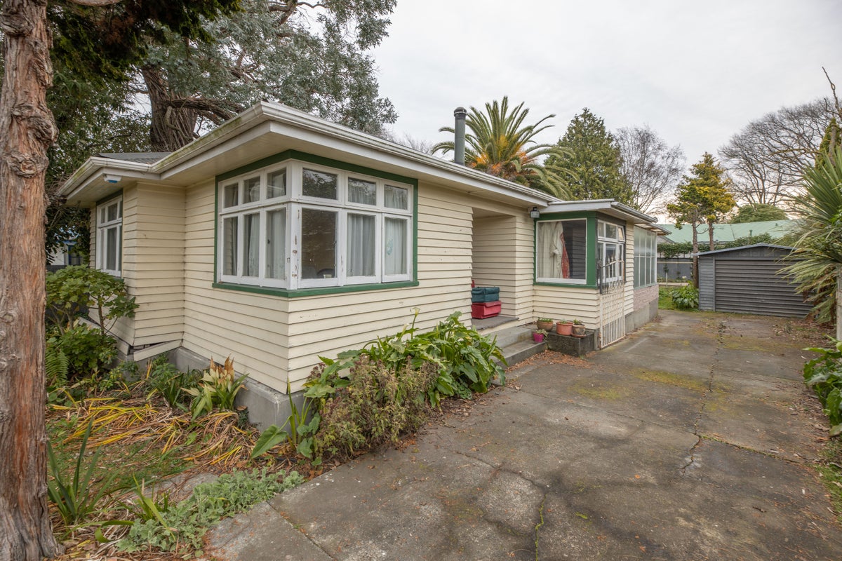 17 Patten Street, Avonside, Christchurch - Carousel 1