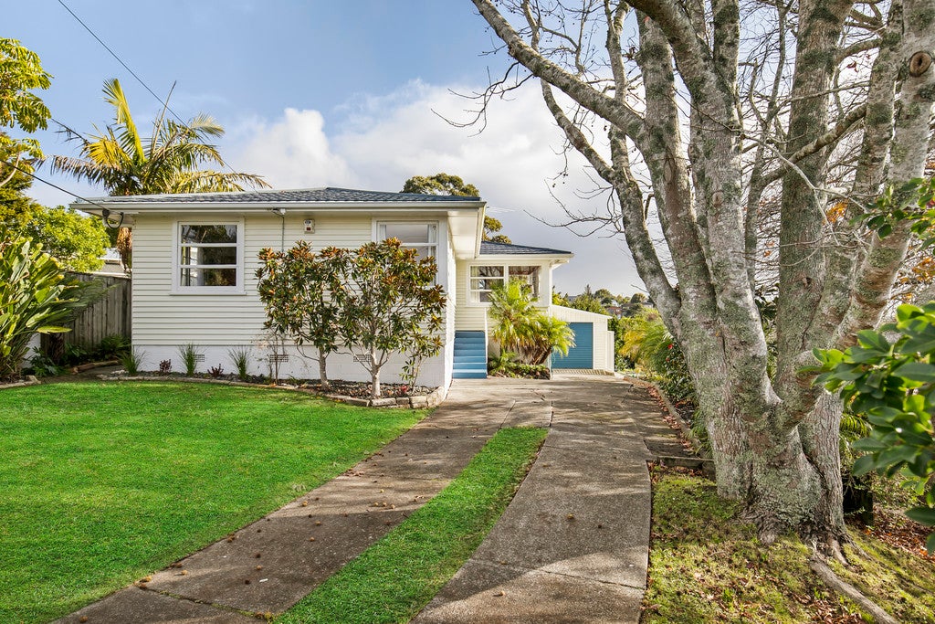 32 Verbena Road, Birkdale, Auckland - Carousel 2