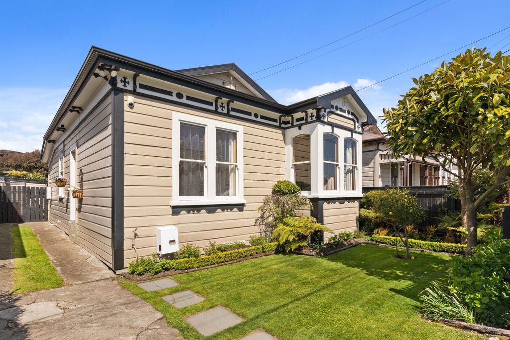 94 Richmond Street, Petone, Lower Hutt - Carousel 1