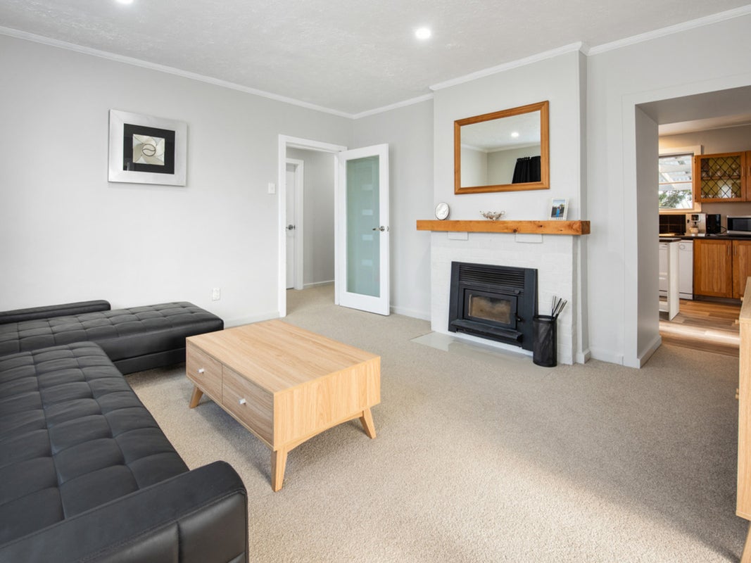 12 Burden Street, Redwoodtown, Blenheim - Carousel 1