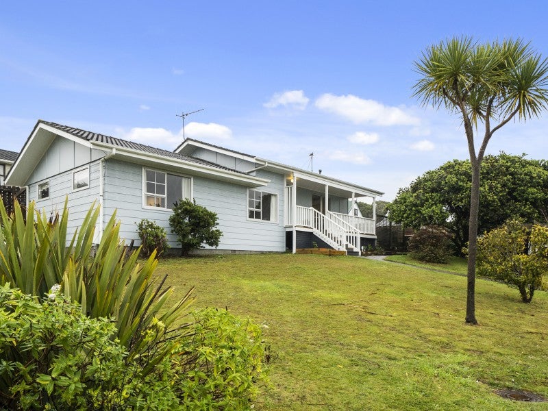208 Staithes Drive South, Whitby, Porirua - Carousel 1
