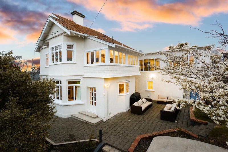 14 Claremont Street, Maori Hill, Dunedin - Carousel 1