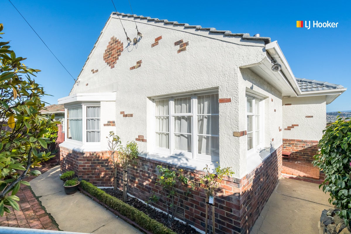 28 Minto Street, Andersons Bay, Dunedin - Carousel 1