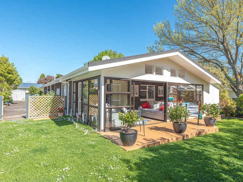14 Massey Street, Aramoho, Whanganui - Carousel 1