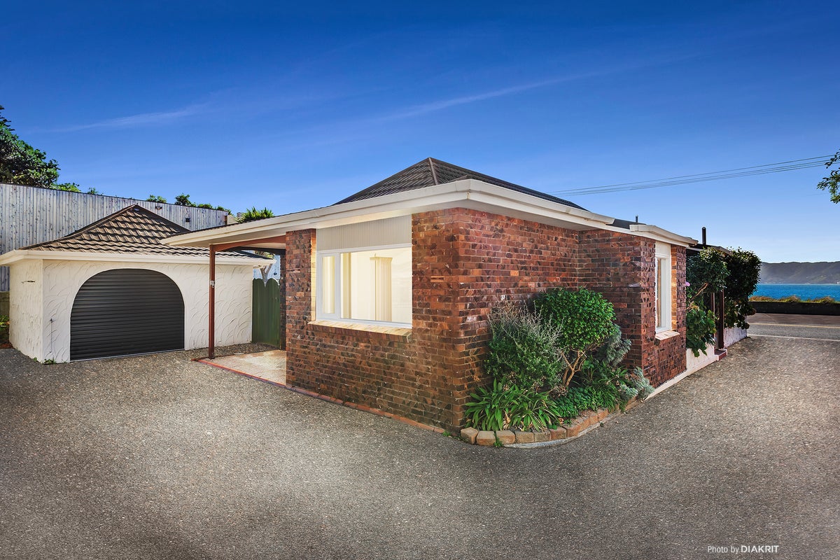 85A Marine Parade, Seatoun, Wellington - Carousel 2