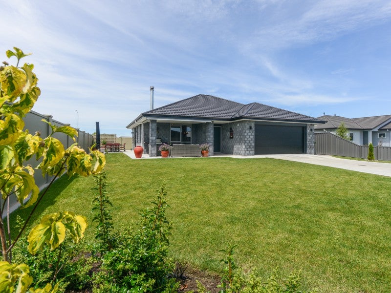 14 Pelorus Avenue, Poraiti, Napier - Carousel 1