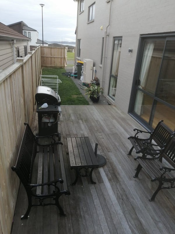 37 Thistle Close, Beachlands, Auckland - Carousel 2