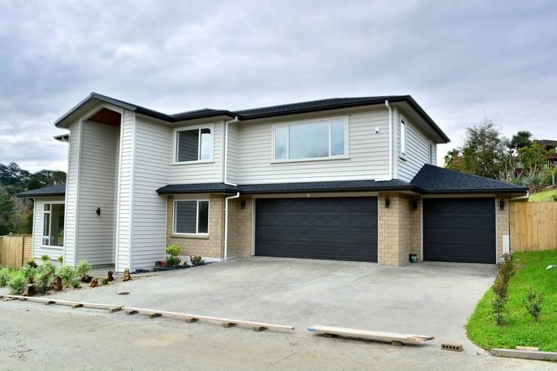 92 Cheriton Road, Mellons Bay, Auckland - Carousel 2