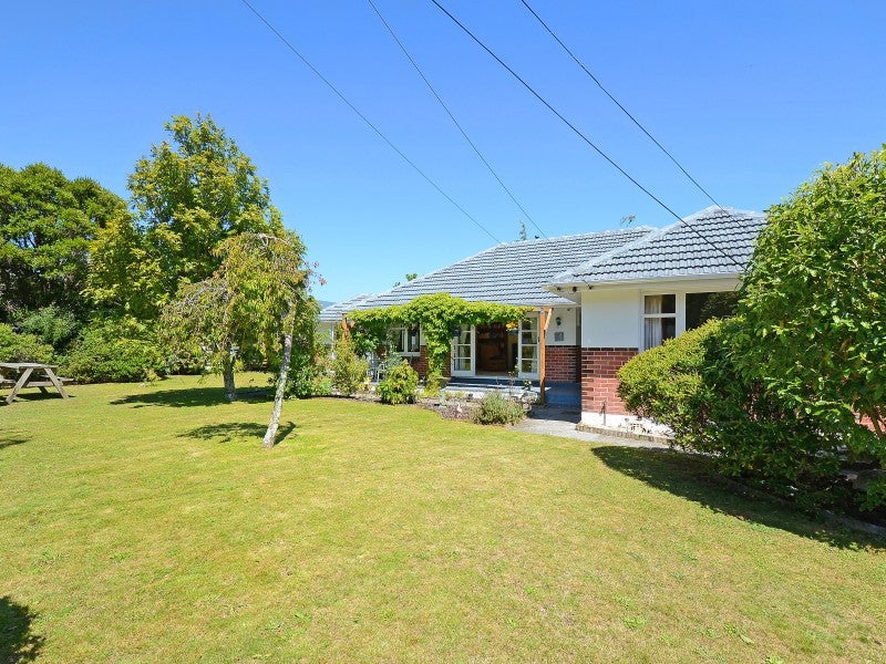 44 Gillespies Road, Birchville, Upper Hutt - Carousel 1