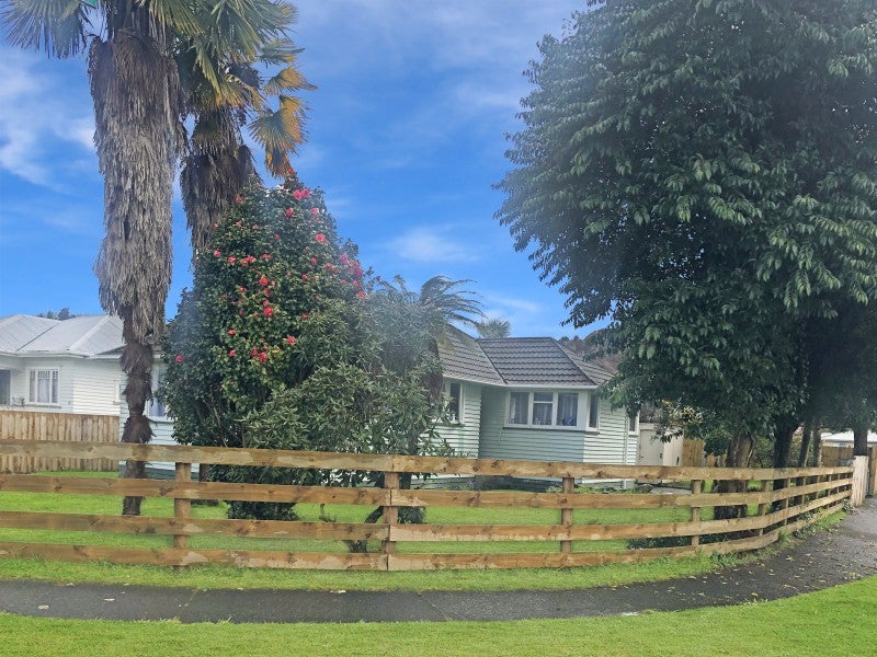 18 O'Reilly Crescent, Taumarunui - Carousel 7