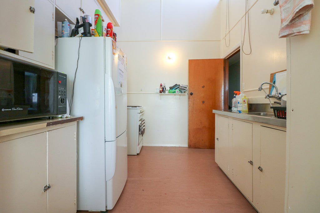 69 Pembroke Street, Highbury, Palmerston North - Carousel 2